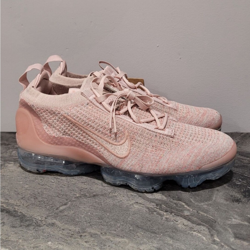 Nike air vapor max flying size 12